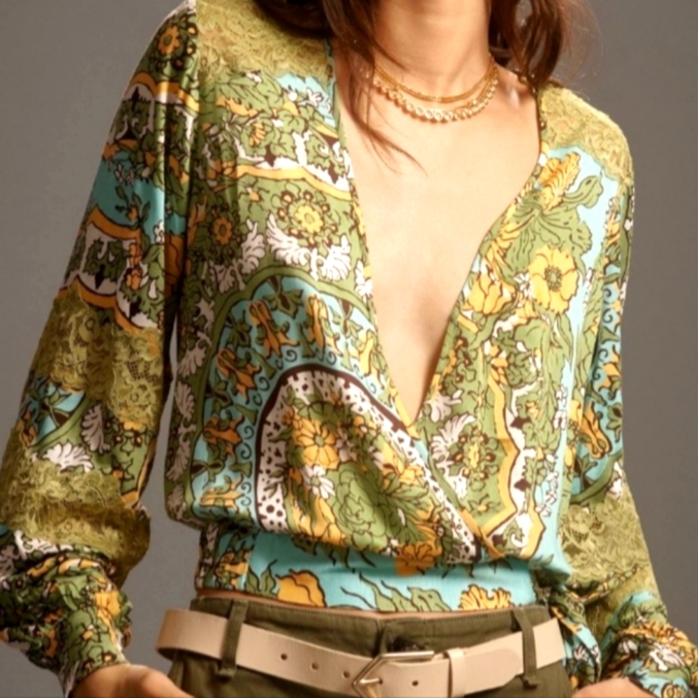 Anthropologie TINY Long Sleeve Printed V-Neck Wrap Shirt